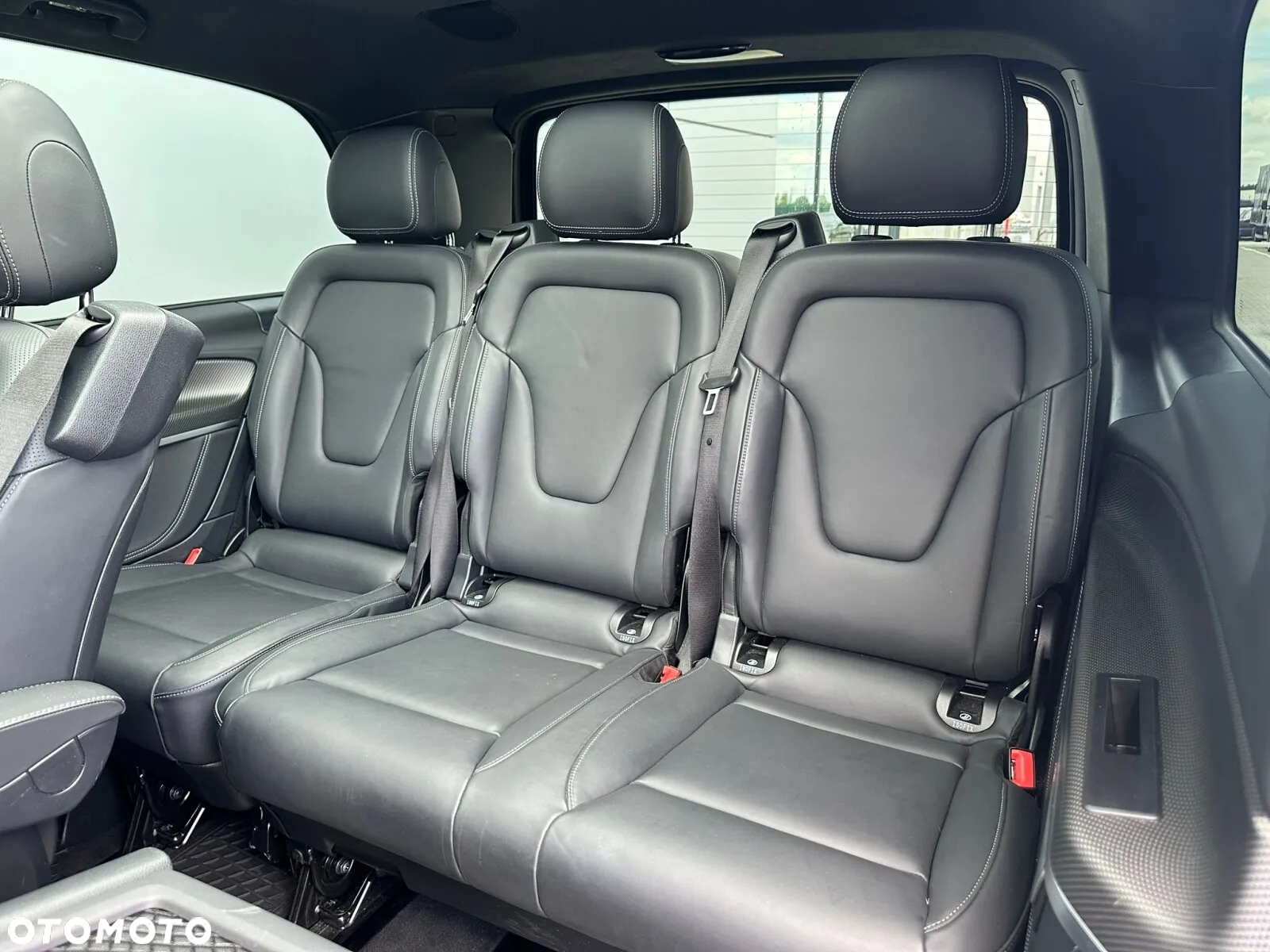 Mercedes-Benz Klasa V 300 d 4-Matic Exclusive 9G-Tronic (d³ugi) - 10