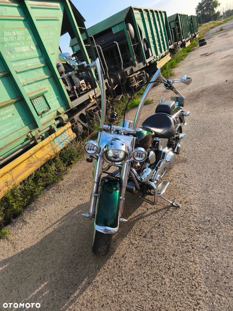 Harley-Davidson Softail Deluxe - 20