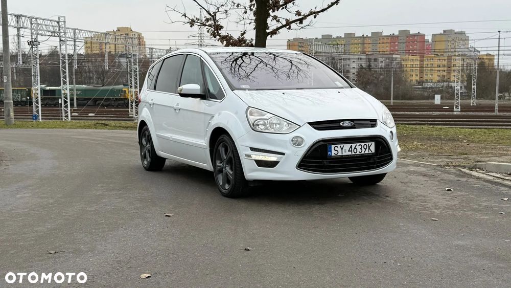 Ford S-Max 2.0 TDCi DPF Titanium - 4