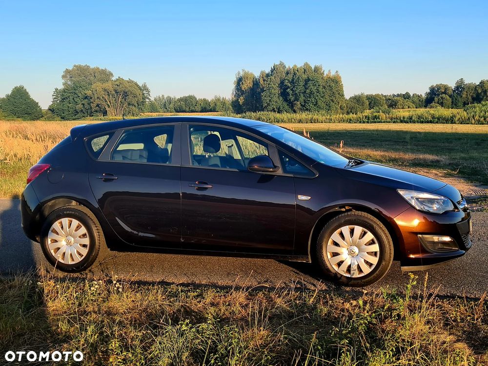 Opel Astra 1.6 Cosmo - 7