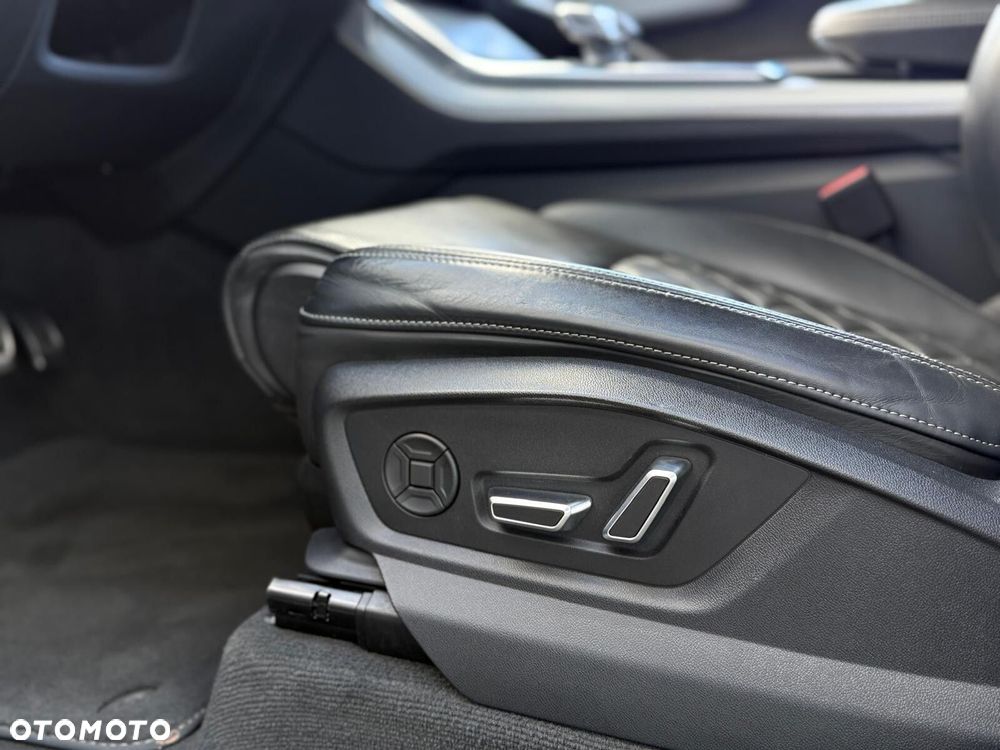Audi SQ8 TFSI Quattro Tiptronic - 19