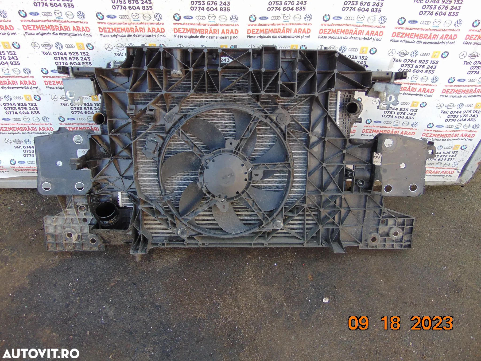 trager renault Scenic 3 1.6dci radiatoare apa clima intercooler ventilator radiator - 1