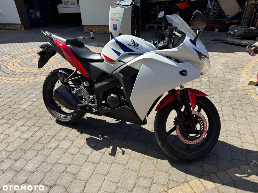 Honda CBR - 2