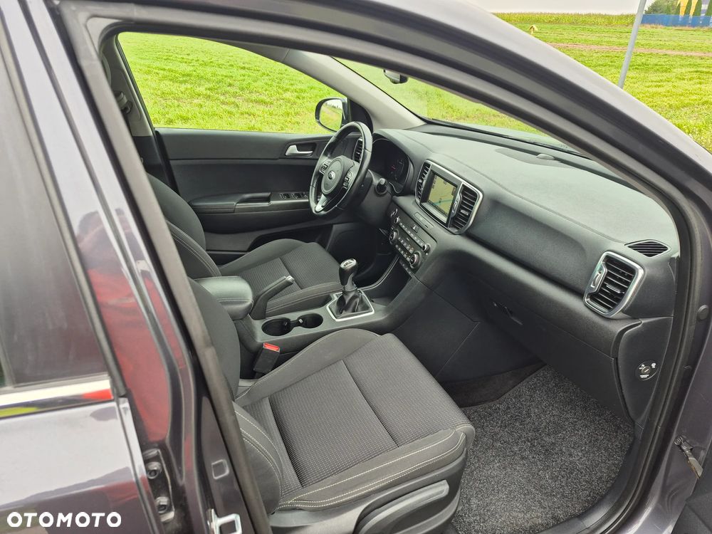 Kia Sportage 2,0 CRDI AWD Spirit - 9