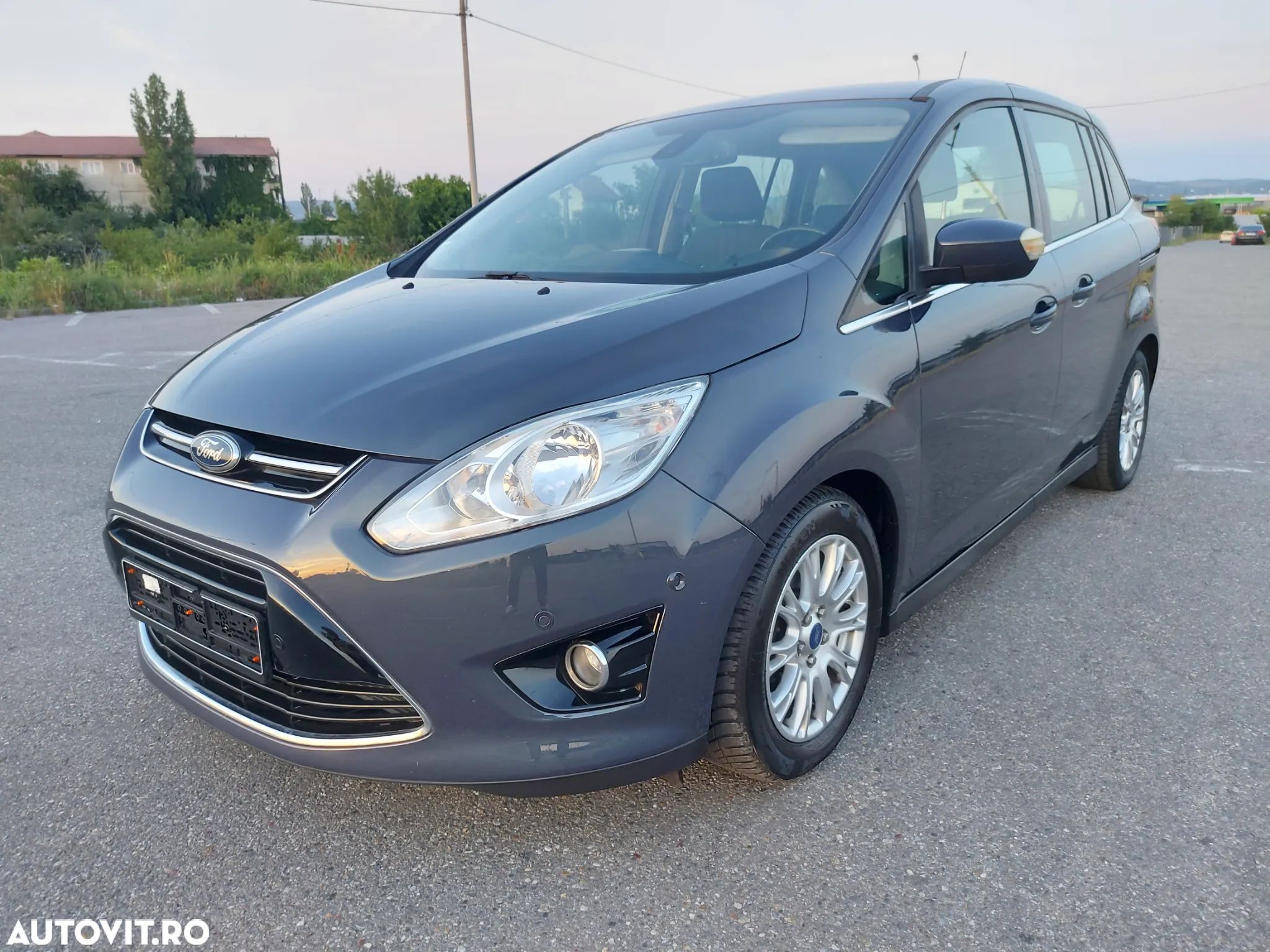 Ford Grand C-Max - 1
