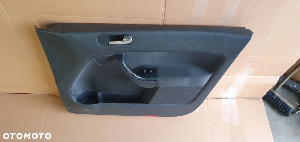 Boczek drzwi tapicerka prawy przód przednia prawa VW Golf VI 6 Plus - 2
