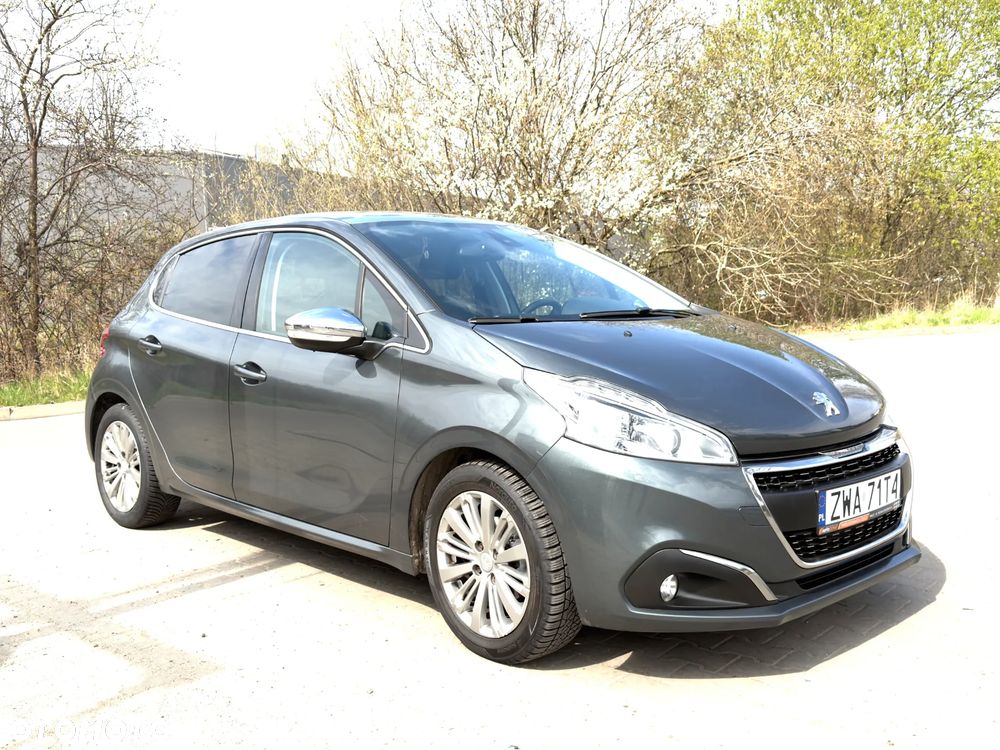 Peugeot 208 1.2 PureTech Allure S&S - 2