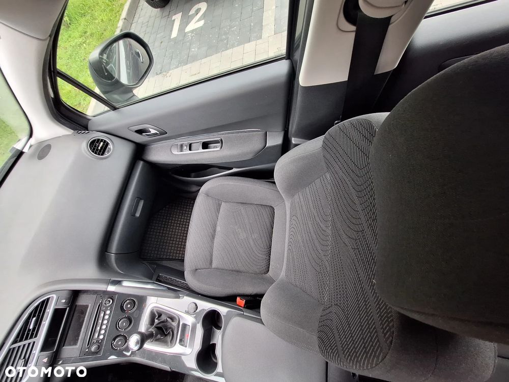 Peugeot 3008 - 9