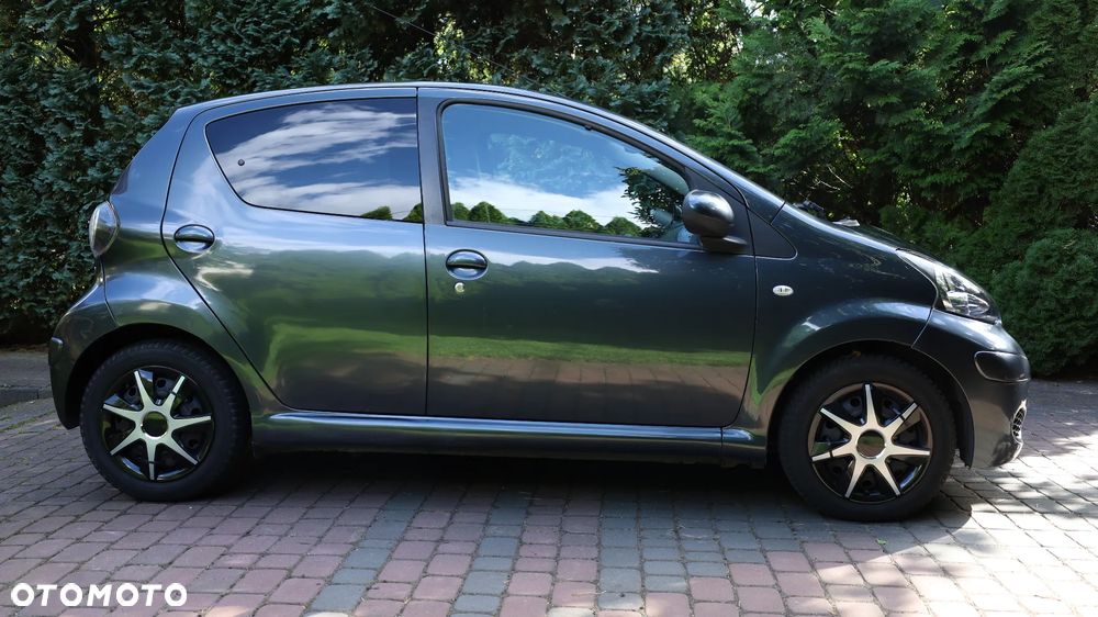 Toyota Aygo - 4
