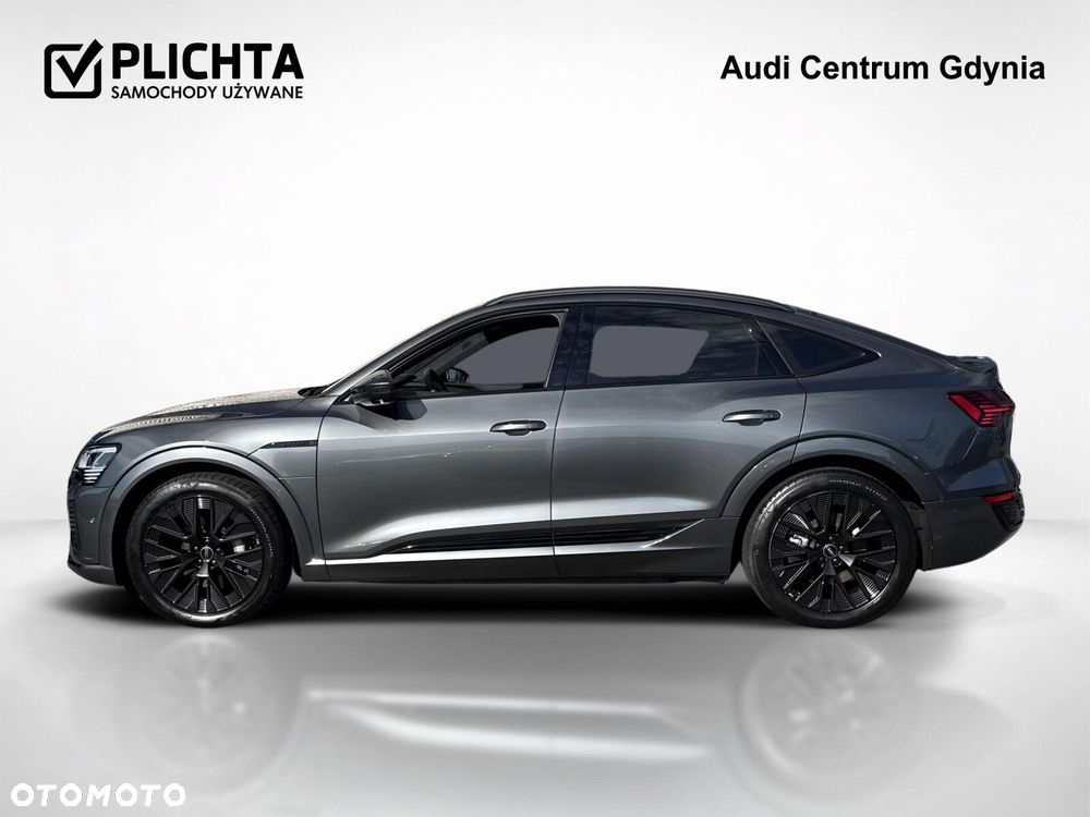 Audi Q8 Sportback e-tron - 4