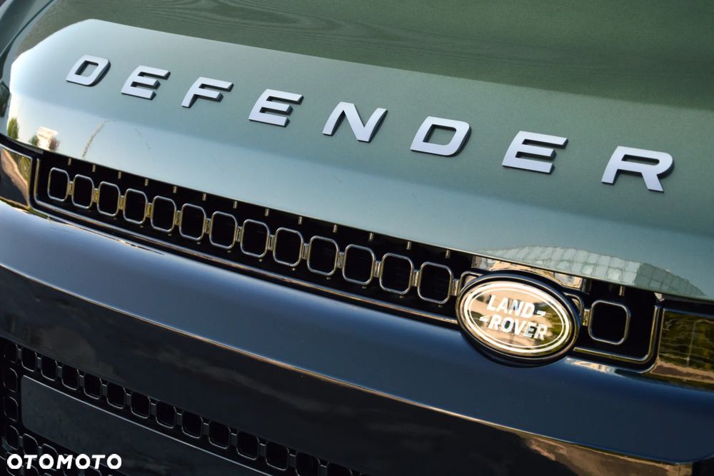 Land Rover Defender 3.0 D250 mHEV - 9