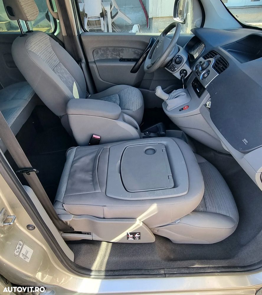 Renault Kangoo dCi 90 FAP Grand - 23