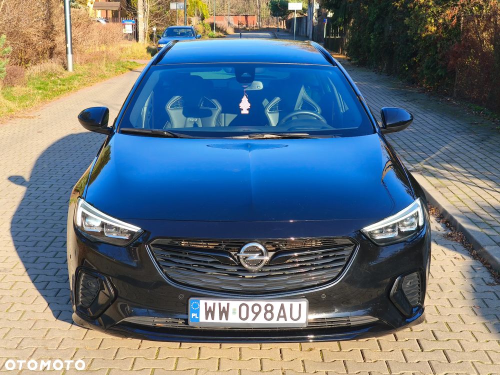 Opel Insignia 2.0 BiTurbo D 4x4 Automatik Exclusive - 2