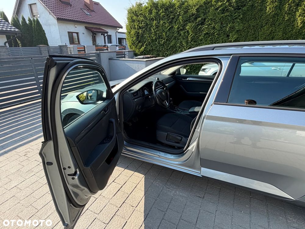 Skoda Superb 1.6 TDI Active - 11