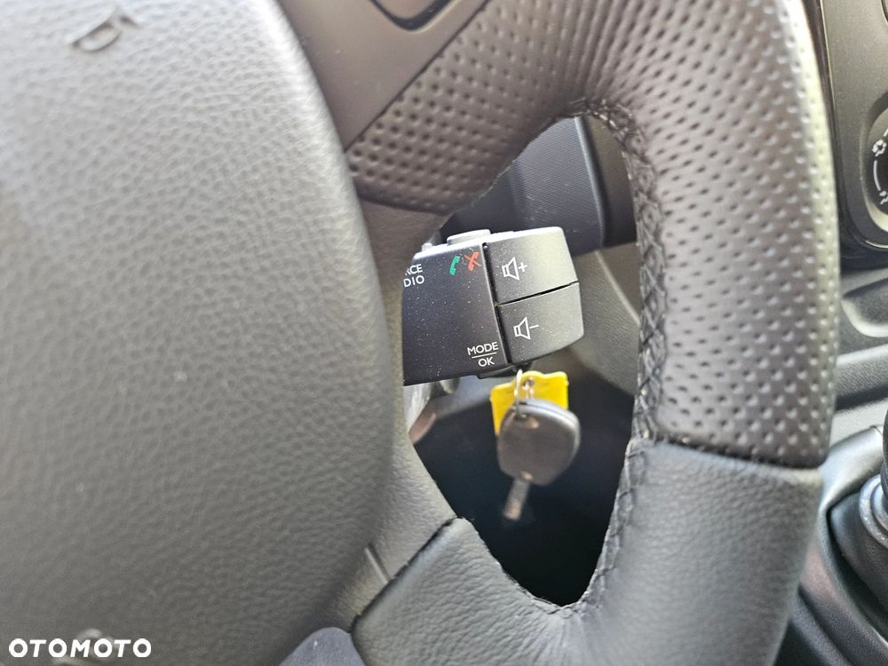 Opel Vivaro - 20