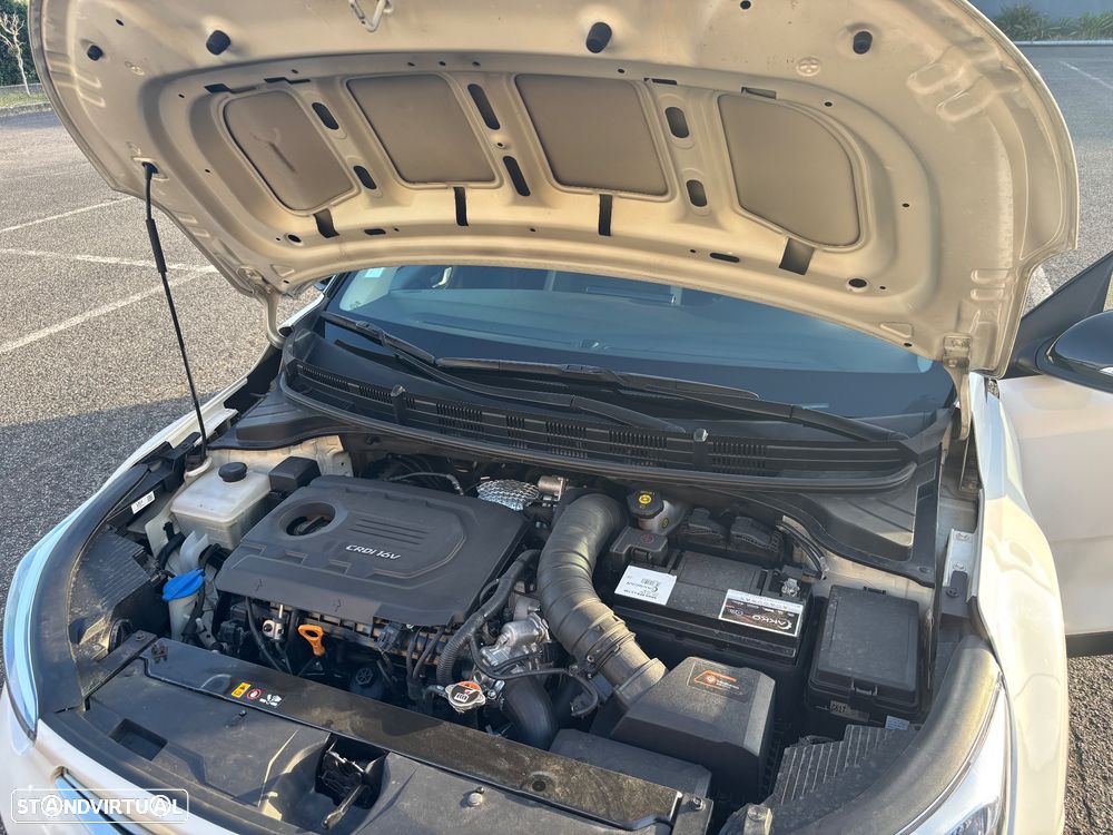 Kia Stonic 1.6 CRDi TX - 14