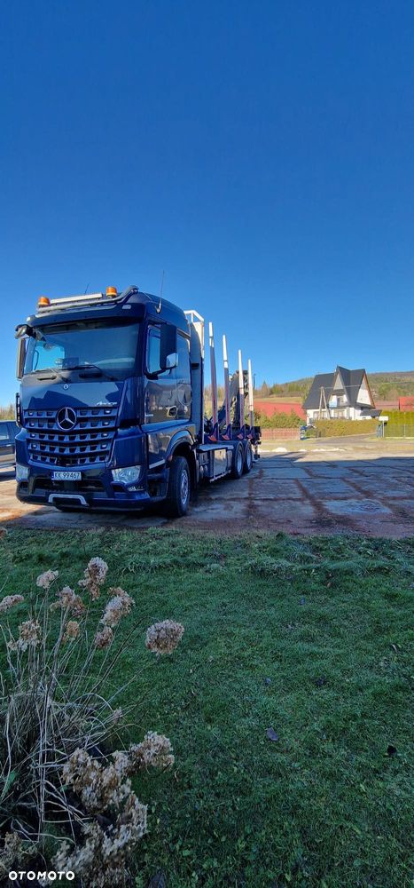 Mercedes-Benz Arocs - 14