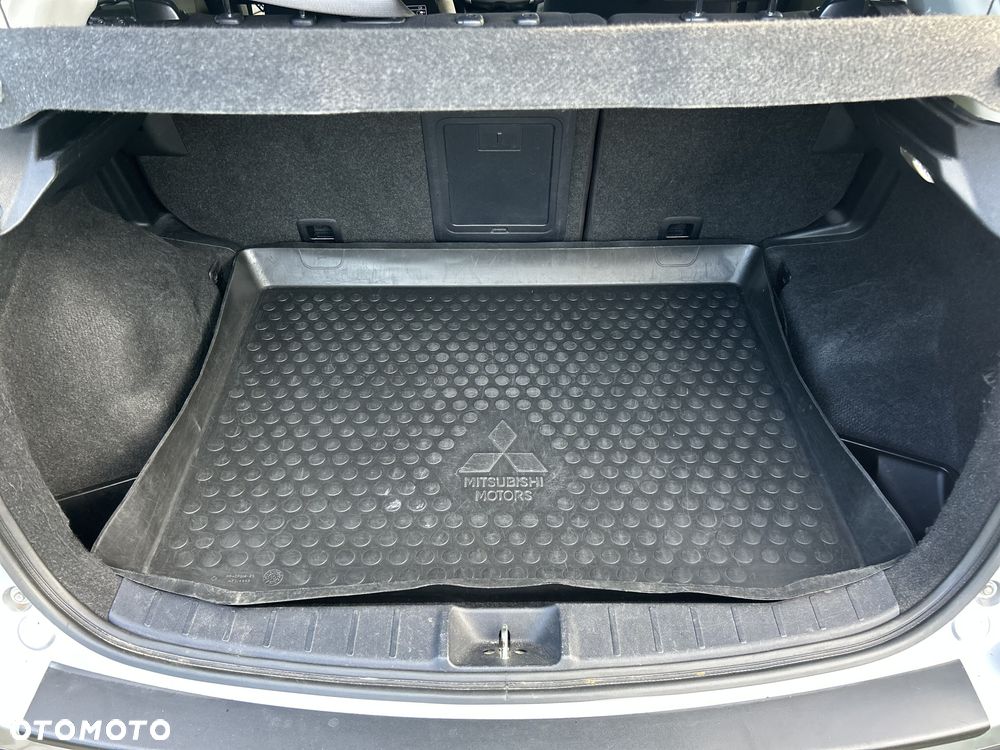 Mitsubishi ASX 1.8 DI-D 2WD Intense - 12