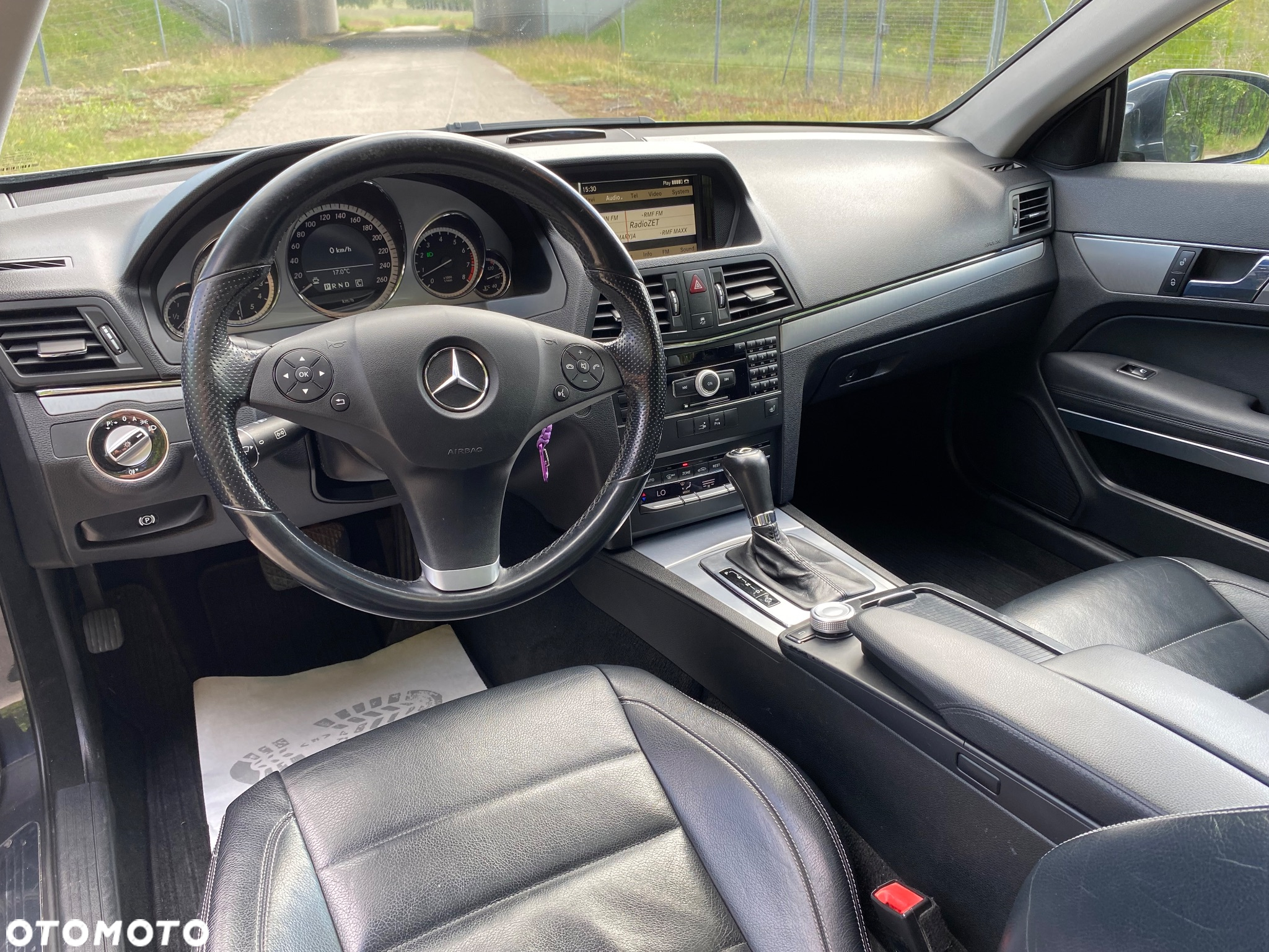 Mercedes-Benz Klasa E 350 CGI BlueEffICIENCY - 25
