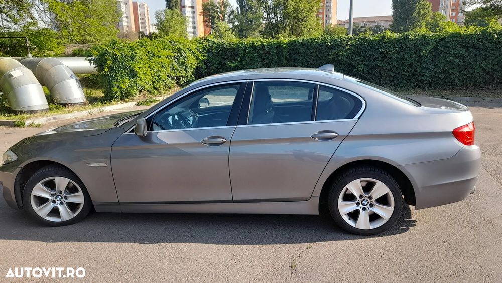 BMW Seria 5 520d - 5