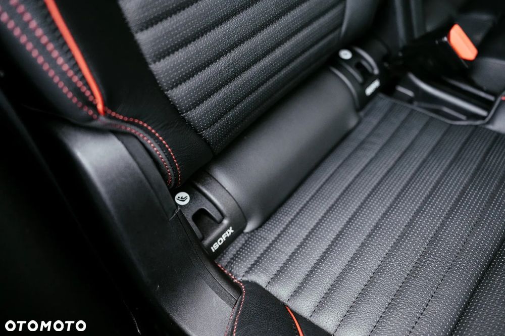 Land Rover Discovery Sport D165 Dynamic S - 28