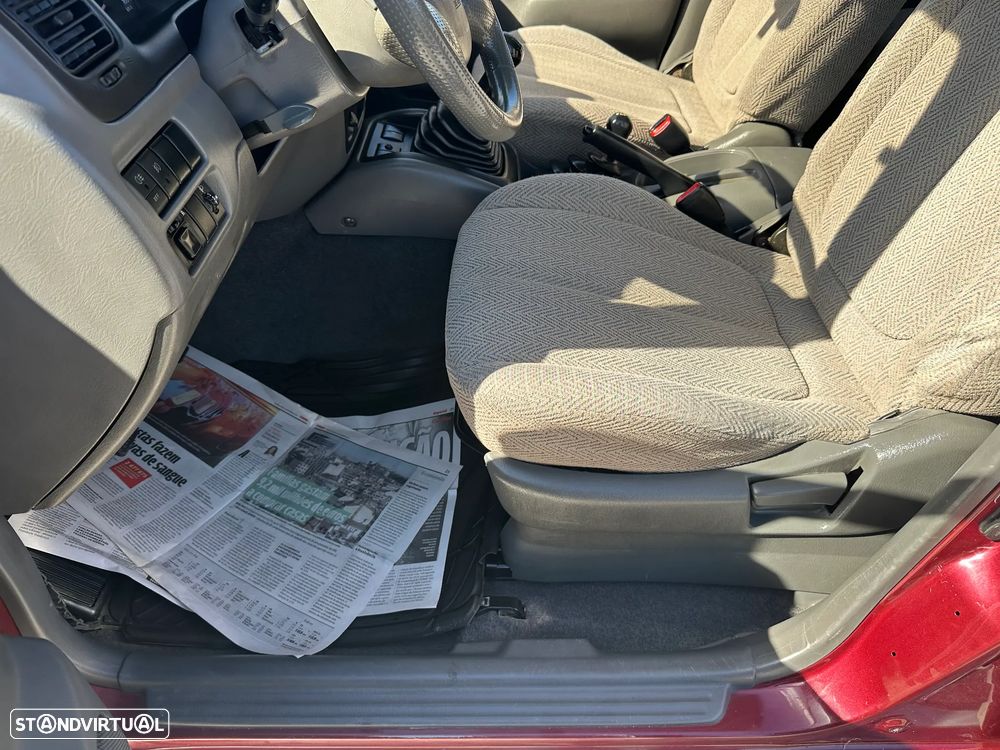 Suzuki Grand Vitara Metal Top 2.0 TDi - 14