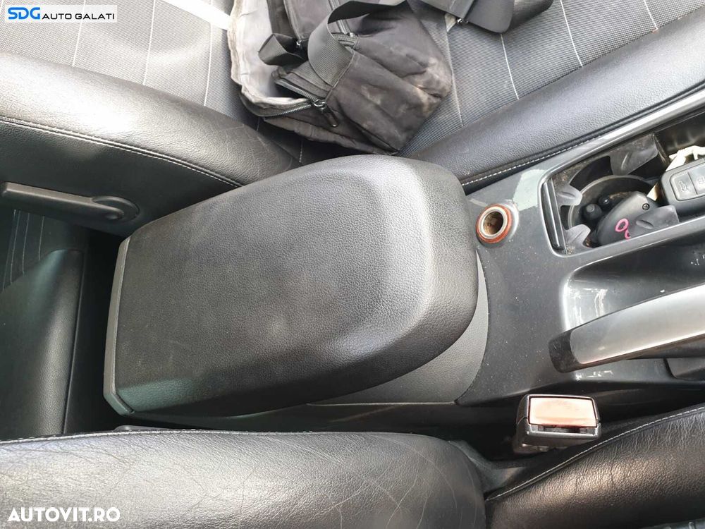 Cotiera Completa cu Consola Centrala Ford Kuga 1 2008 - 2013 [C7846] - 1
