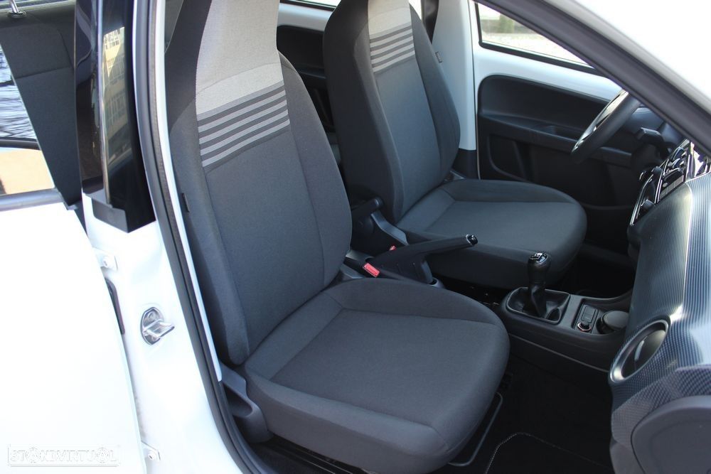 VW Up! 1.0 Move - 18