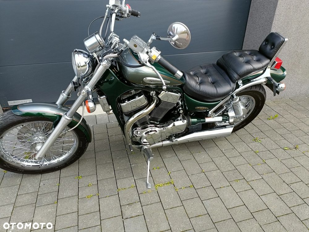 Suzuki Intruder - 5