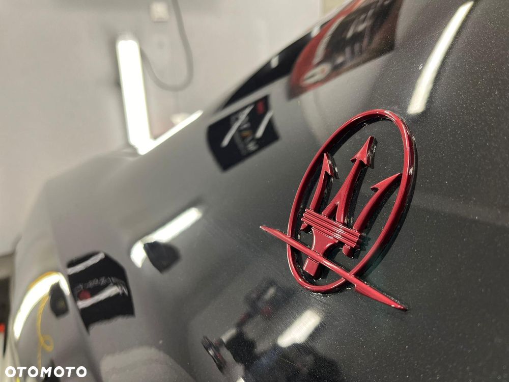 Maserati Quattroporte - 36