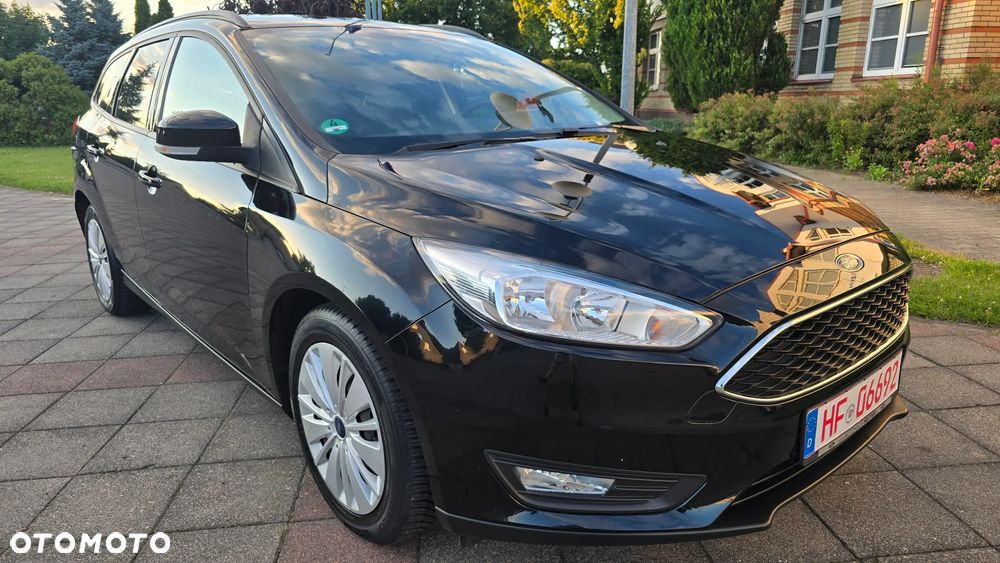Ford Focus 1.0 EcoBoost Gold X (Trend) - 9