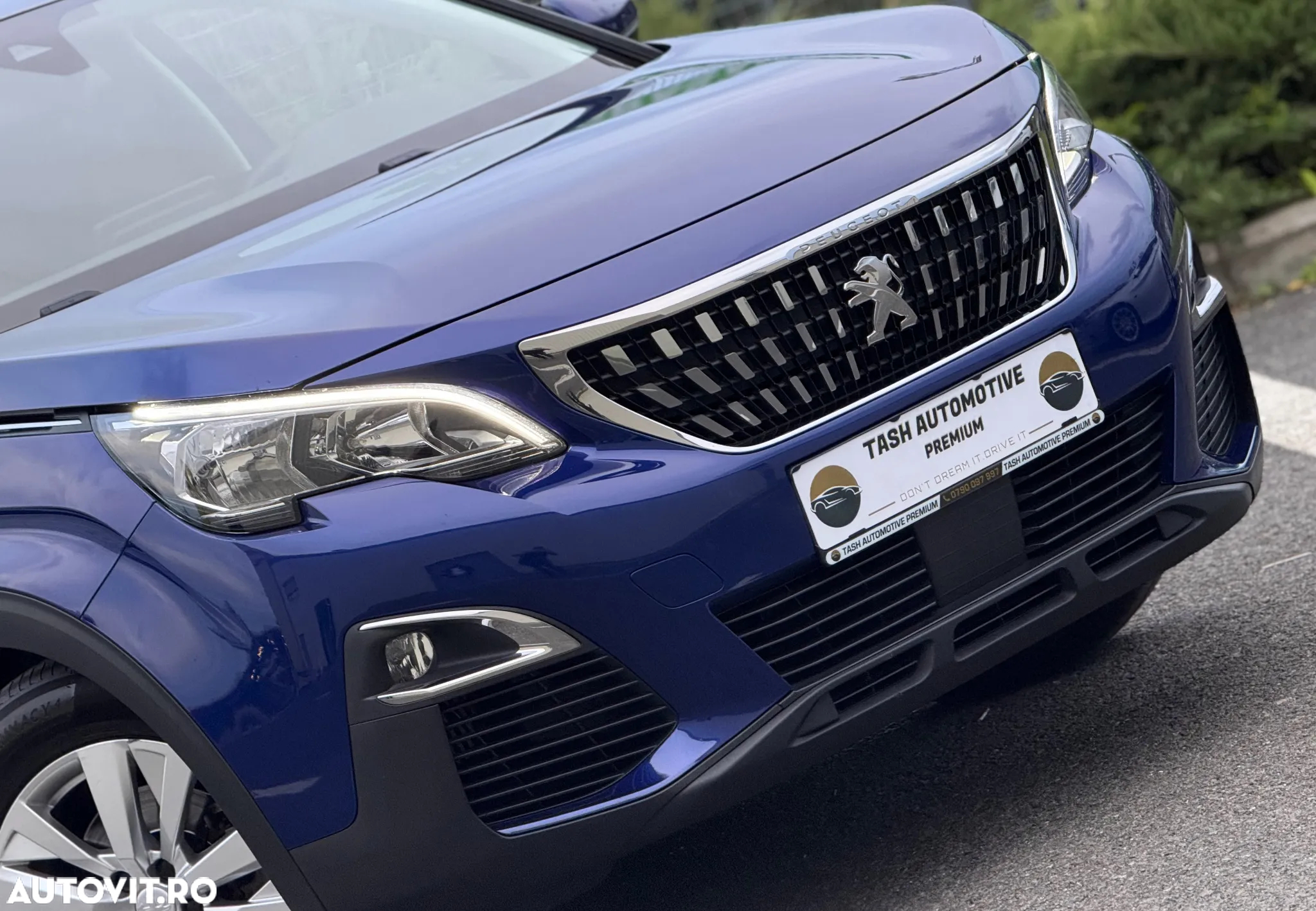 Peugeot 3008 1.2 PureTech 130 EAT8 Allure Pack - 8