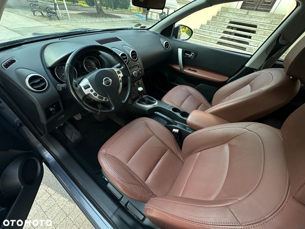 Nissan Qashqai+2 2.0 Tekna Premium - 9