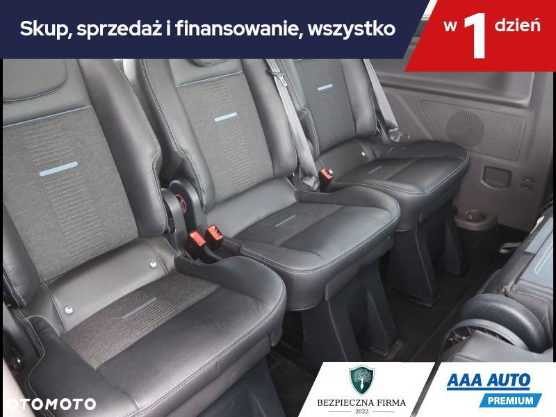 Ford Tourneo Custom - 18