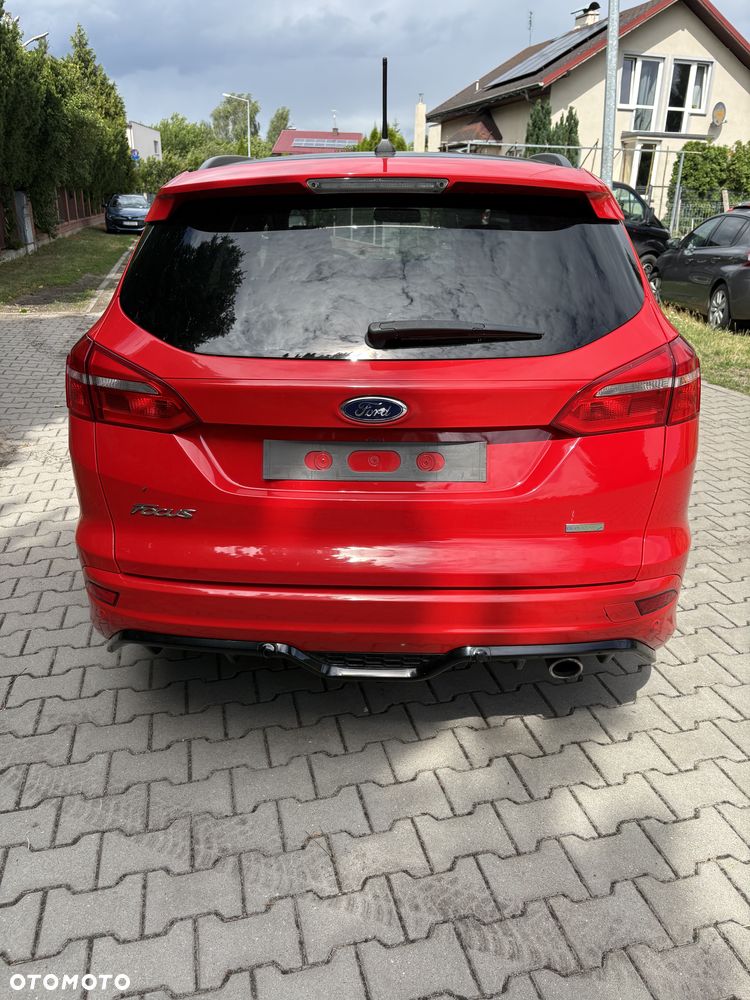 Ford Focus 1.5 EcoBoost ST-Line - 6