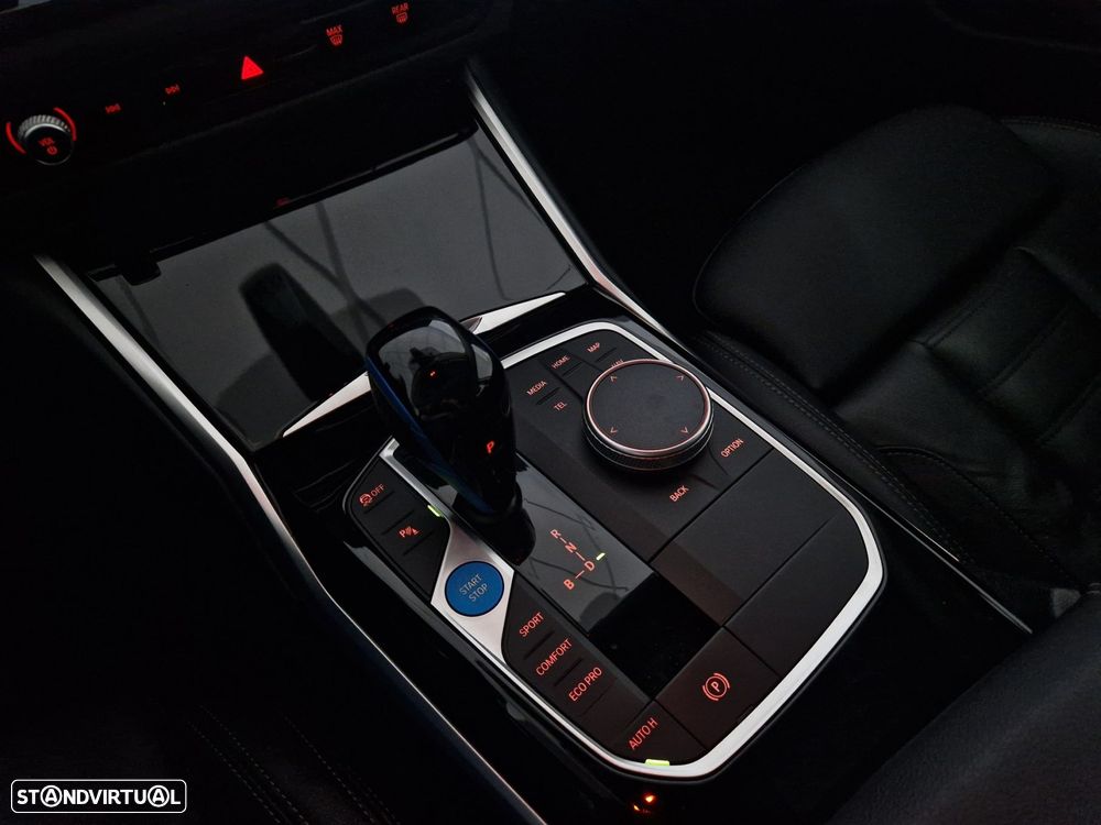 BMW i4 eDrive40 - 19