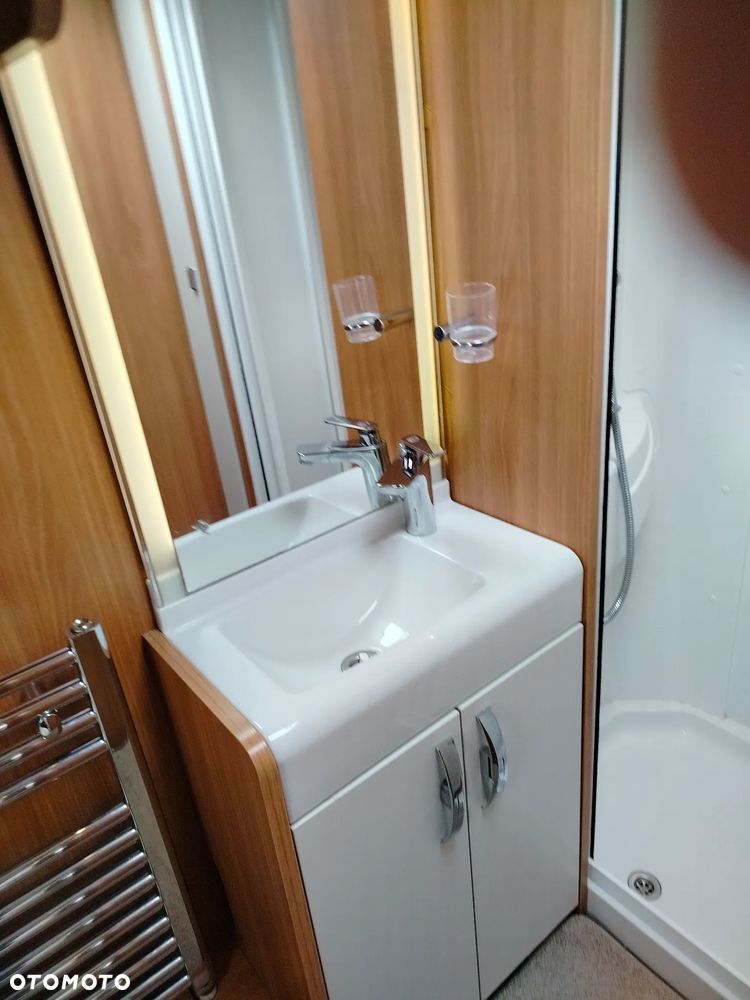 SWIFT ELEGANCE 570 - 27