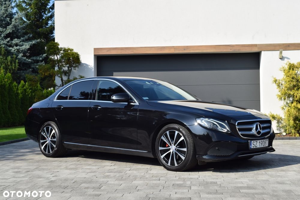 Mercedes-Benz Klasa E 220 d Business Edition 9G-TRONIC - 39