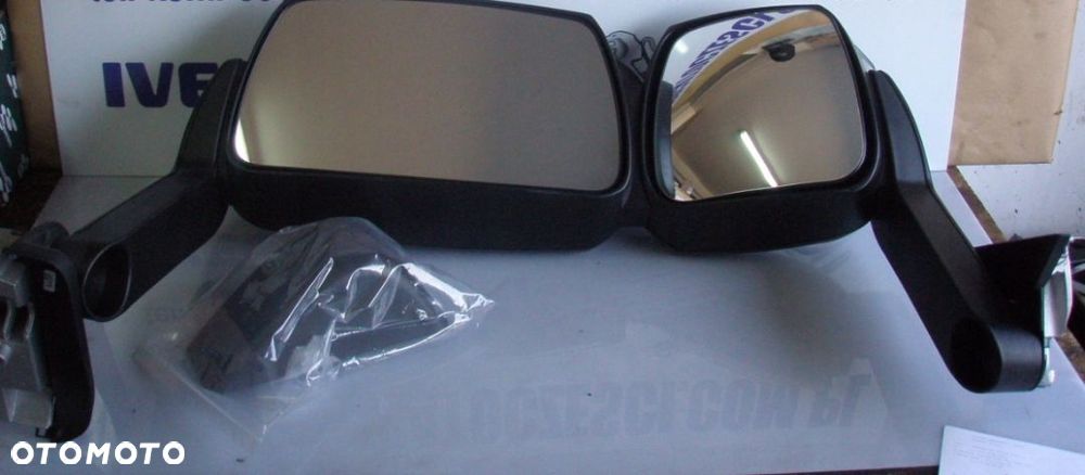 LUSTERKO PRAWE ELEK. ŚREDNIE IVECO EUROCARGO 2006- - 1