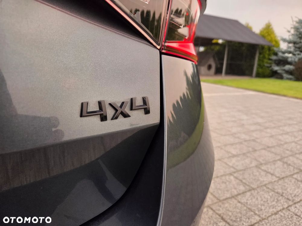 Skoda Superb 2.0 TDI 4x4 DSG Sportline - 21