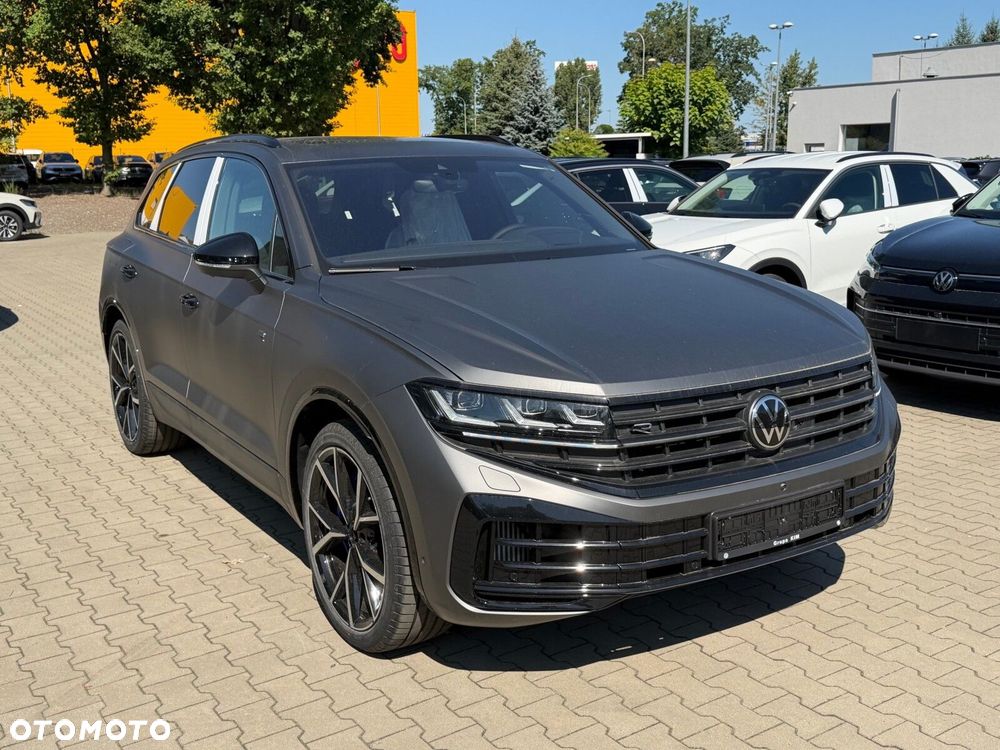 Volkswagen Touareg - 2