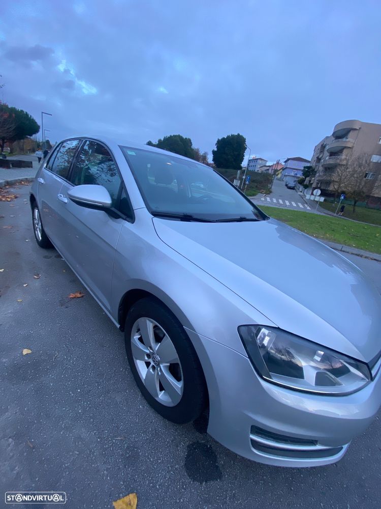 VW Golf 1.6 TDi Confortline - 7