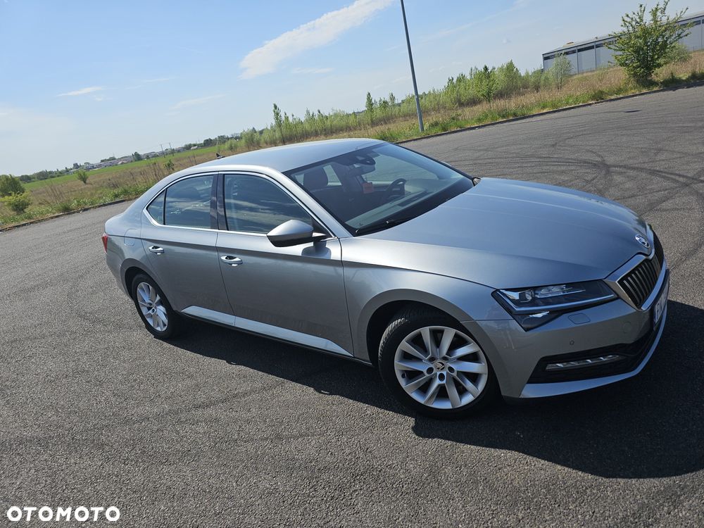 Skoda Superb 2.0 TDI Ambition DSG - 8