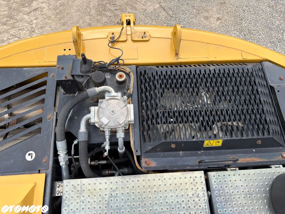 Caterpillar 313d - 14