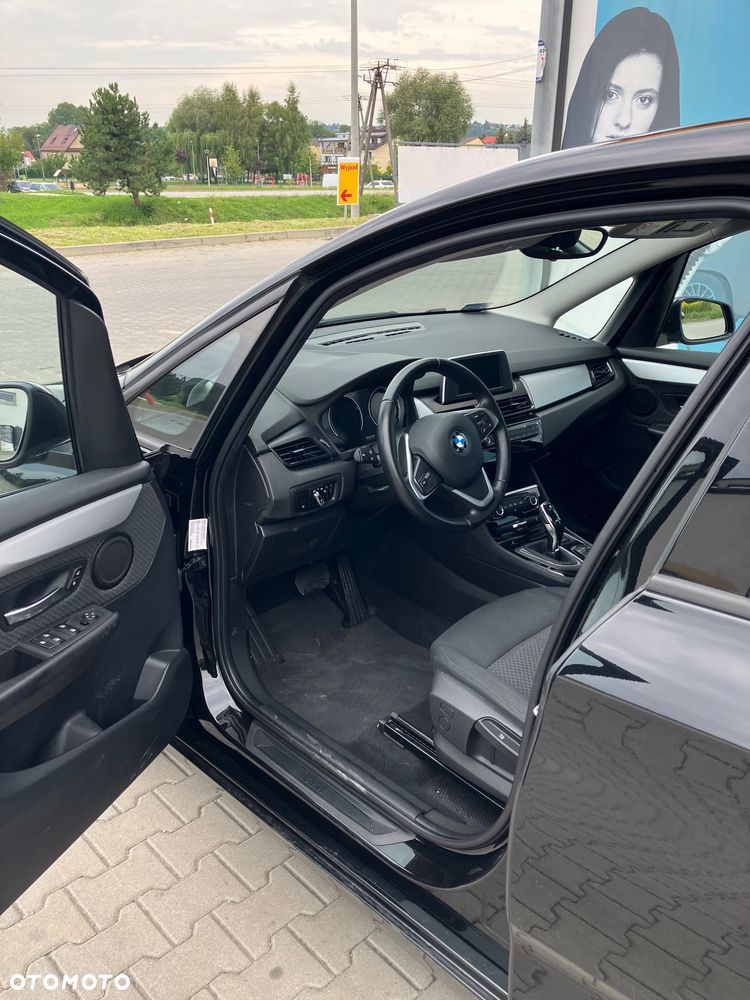 BMW Seria 2 218i - 8
