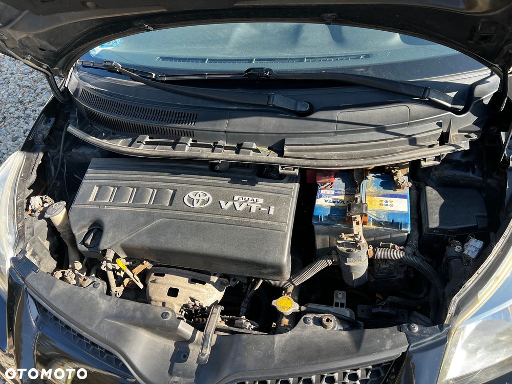 Toyota Urban Cruiser - 8