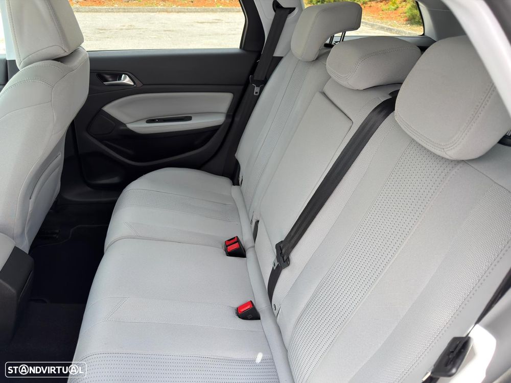 Peugeot 308 1.5 BlueHDi Allure Pack - 12