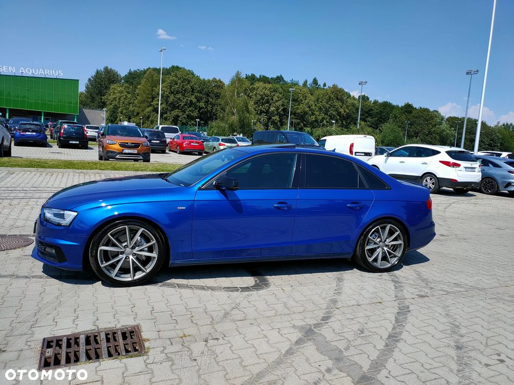 Audi A4 Limousine 2.0 TFSI quattro S tronic Attraction - 3
