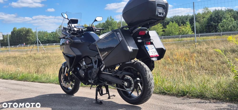Honda NT - 9