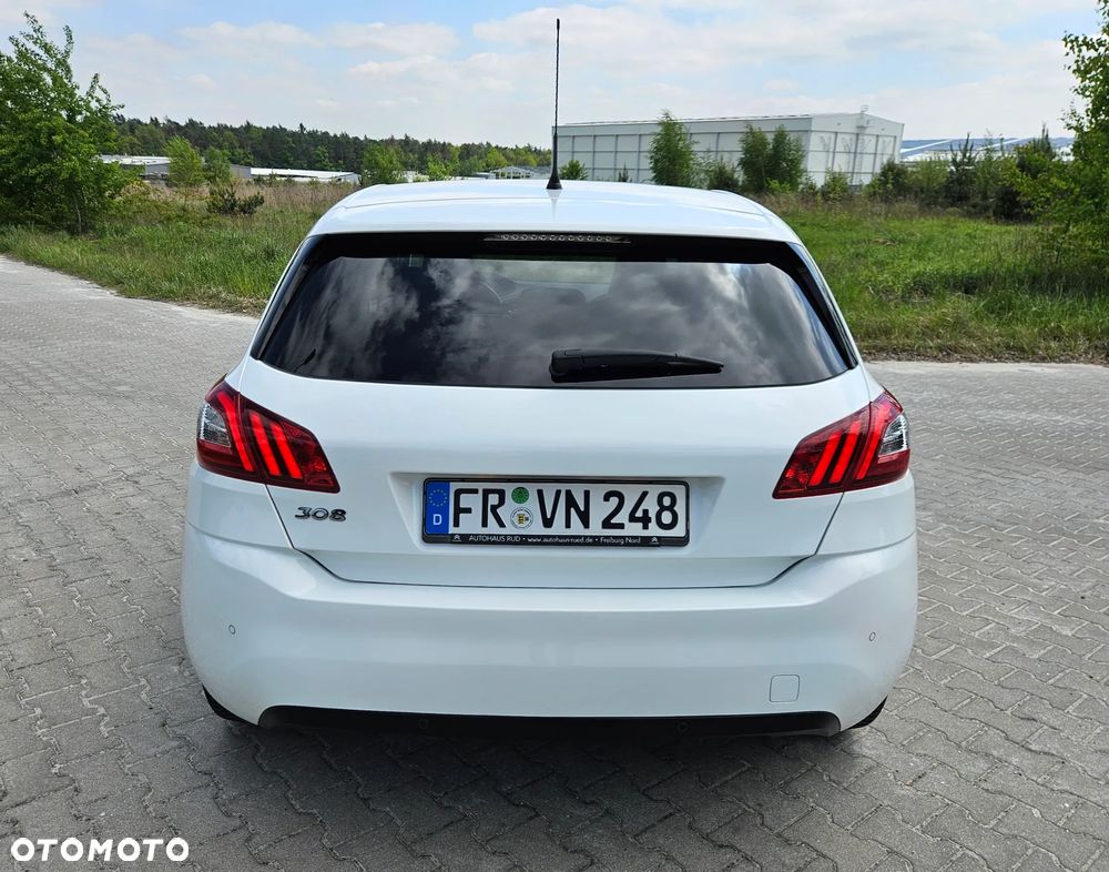 Peugeot 308 BlueHDi FAP 120 Stop & Start Allure - 19
